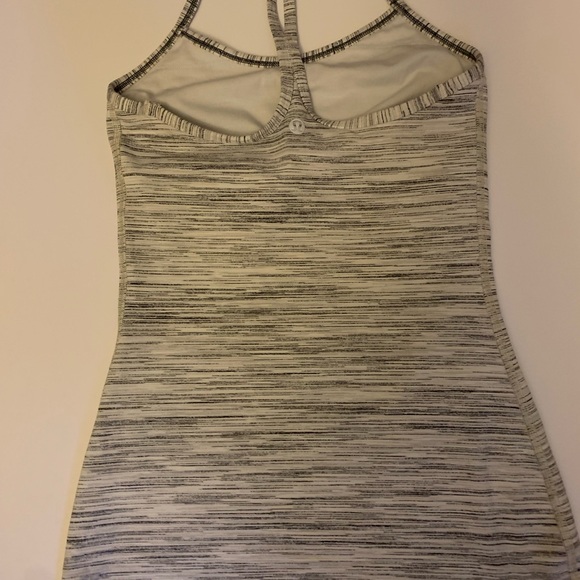 Lululemon - Picture 2 of 3